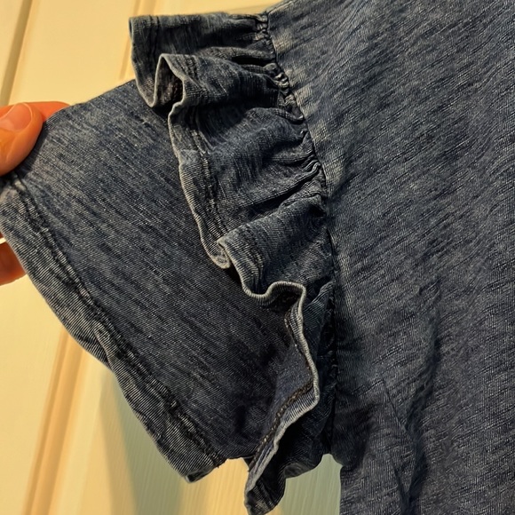 #Bundle & Save# Universal Thread Blue Ruffle Sleeve Top - Picture 3 of 6